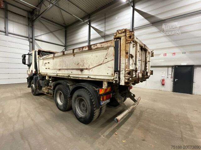 Kipper Iveco Trakker 360