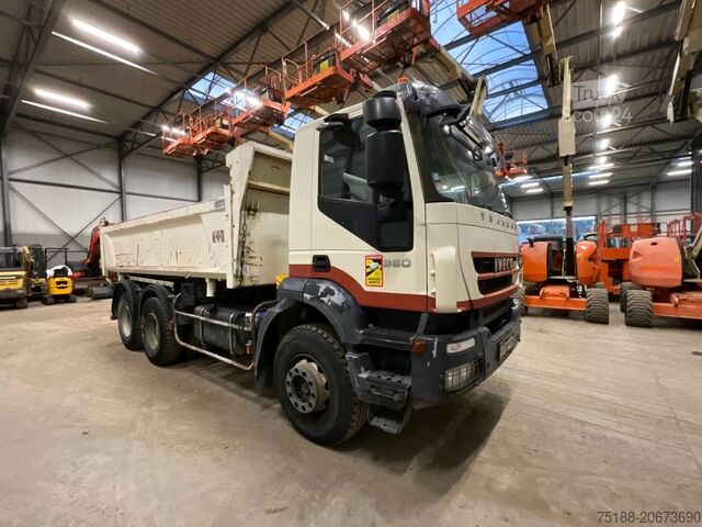 Kipper Iveco Trakker 360