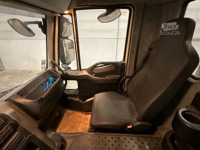 Kipper Iveco Trakker 360