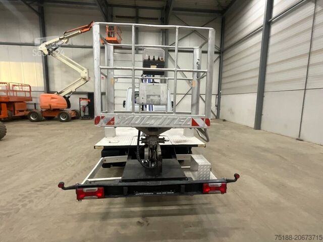 Op vrachtwagen gemonteerd platform Iveco 35S 13 + multitel 160ALU