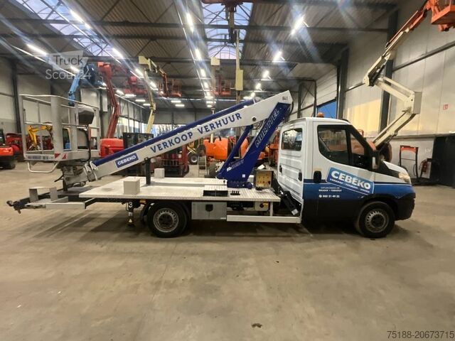 Op vrachtwagen gemonteerd platform Iveco 35S 13 + multitel 160ALU