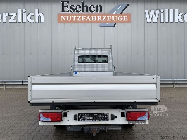 Pick-up furgonas MAN TGE 3.180 | 3x Sitze*Navi*ACC*1.Hand*Service:TOP
