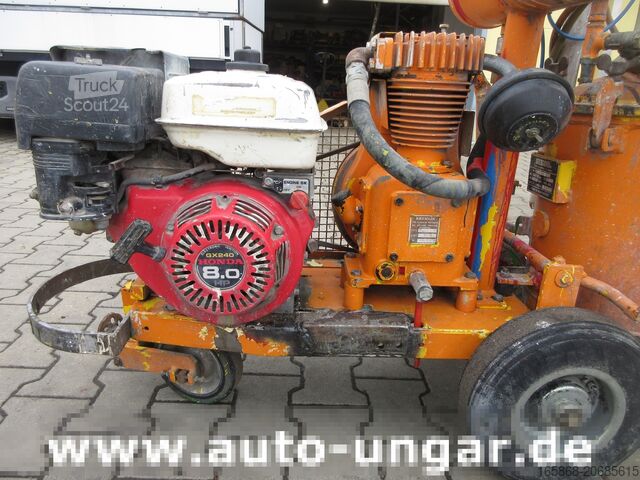 Wegmarkeringen Greggory Roadmarking StraĂźenmarkiermaschine Graco