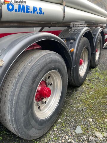 Silo semitrailer O.M.E.P.S Unfall, voll fahrbereit 35 cbm