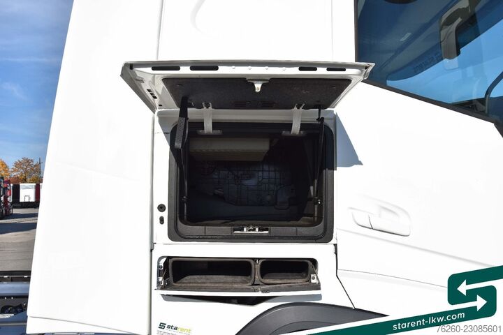 Tractora standard VOLVO FH 500 Retarder Vollluftfederung I-Park-Cool LED