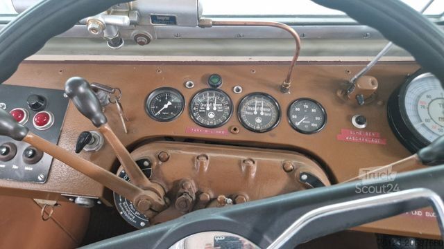 Turistični avtobus VOLVO Paket 1 x Saurer L4C + Volvo  B 10