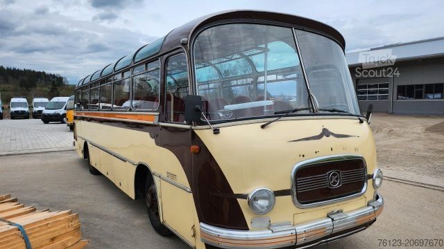 Autobus interurbano SETRA Kässbohrer Setra S 11