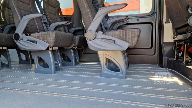 Minibús FIAT Opel Movano und Ducato Flexiboden 6 Schienen