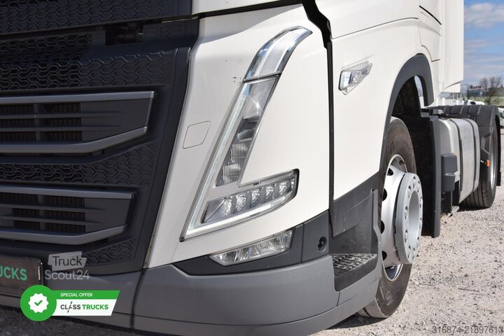 štandardný ťahač VOLVO FH 500 Globetrotter XL Varios