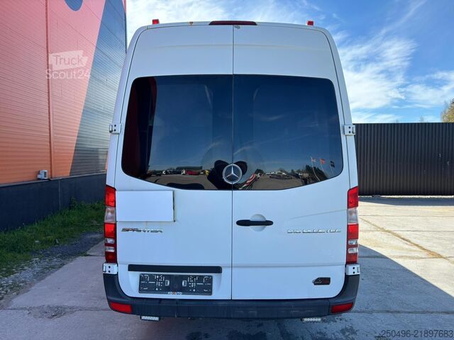 Микроавтобус Mercedes-Benz Sprinter 516 CDI 22 SEATS / AC