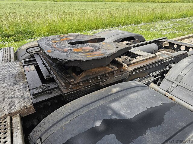 Standard-SZM MERCEDES-BENZ ACTROS 4158 SLT 180T TURBORETAR.