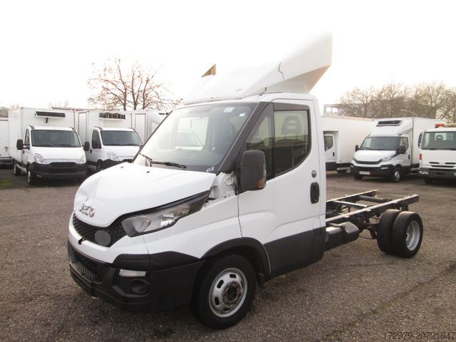 Transporter Fahrgestell IVECO 35 C14*Fahrgestell*