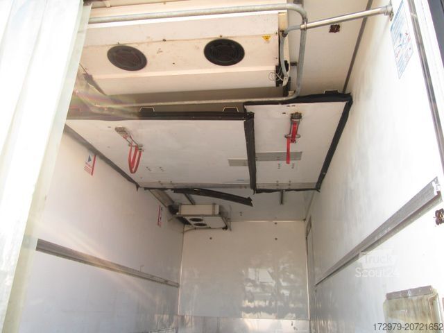 Soğutuculu kamyon MERCEDES-BENZ Atego 1018*2xCarrier Kühlkoffer 5.95m*Euro5*LBW*