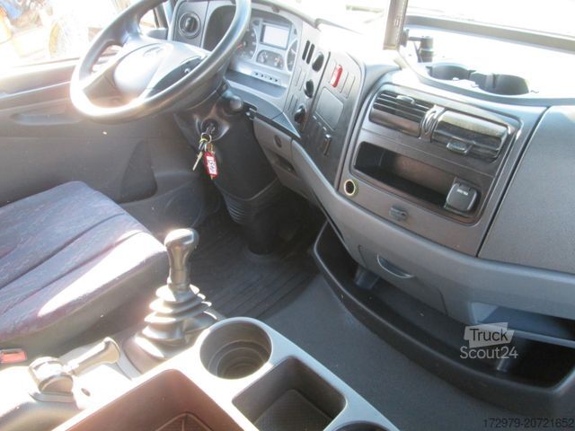 Soğutuculu kamyon MERCEDES-BENZ Atego 1018*2xCarrier Kühlkoffer 5.95m*Euro5*LBW*