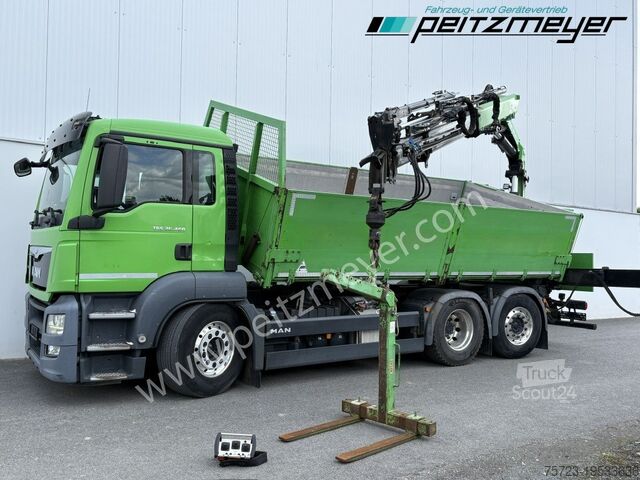 Camión volquete MAN TGS 26.460 FL 6x2 Kipper+Kran+Funk