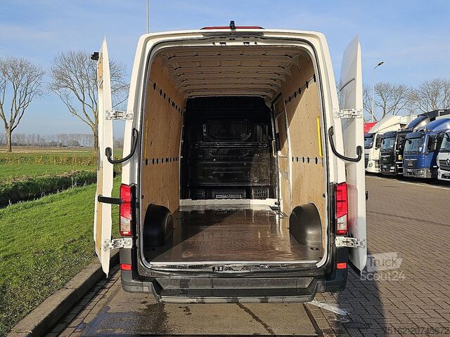 High-roof van MAN TGE 3.140 ac EURO6
