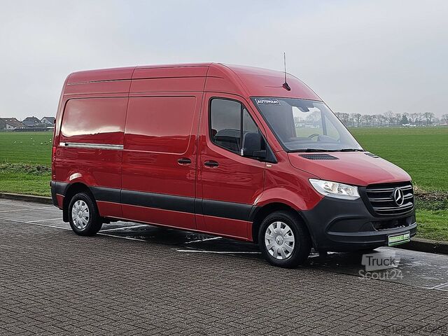 High-roof van MERCEDES-BENZ SPRINTER 214