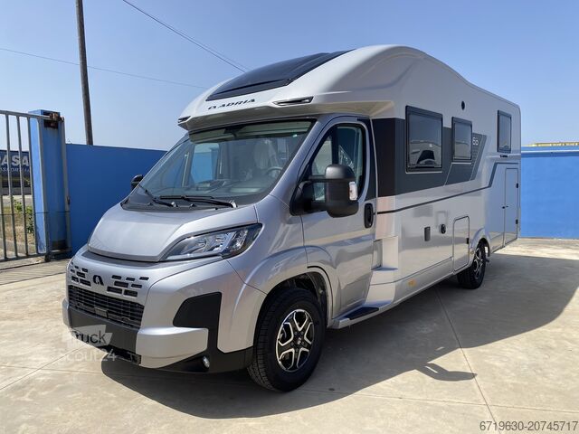 Matrix/ημιενσωματωμένο (τροχόσπιτο) Adria Matrix 60 Years selection 670SL