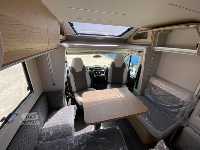 Matrix/ημιενσωματωμένο (τροχόσπιτο) Adria Matrix 60 Years selection 670SL