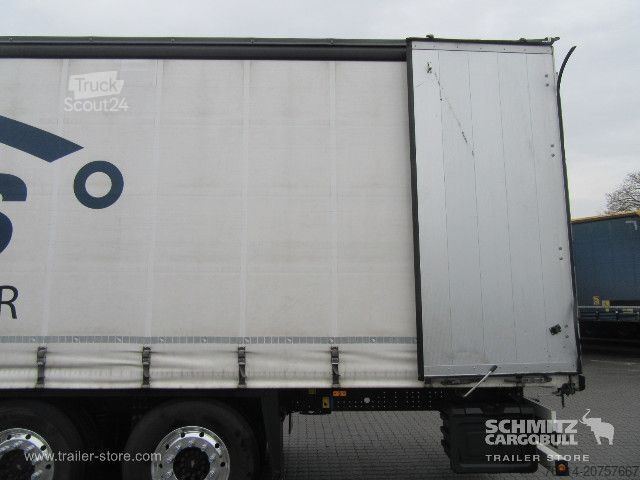 Otvorena poluprikolica sa ceradom Schmitz Cargobull Curtainsider Standard Getränke