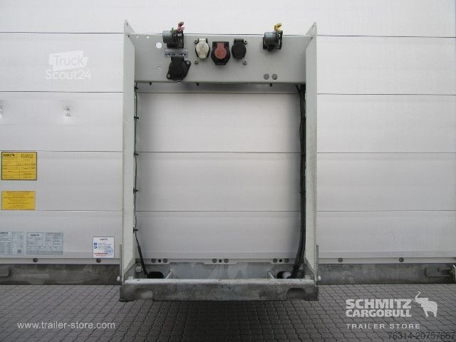 Open semitrailer with tarp Schmitz Cargobull Curtainsider Standard Getränke
