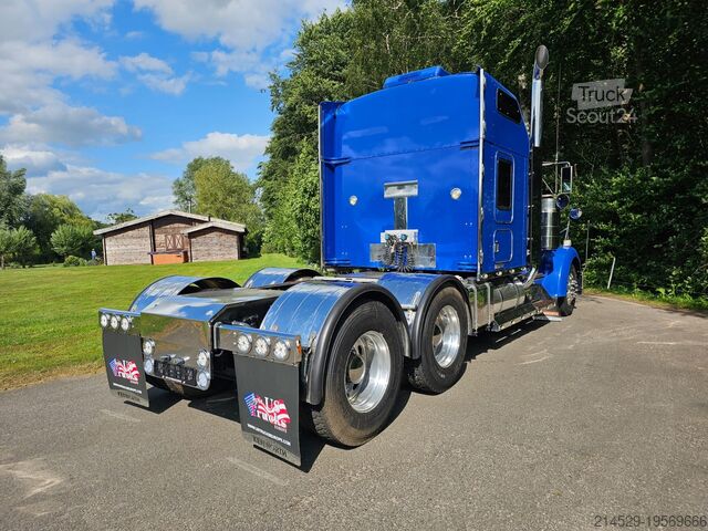 Standard tractor Kenworth W900L