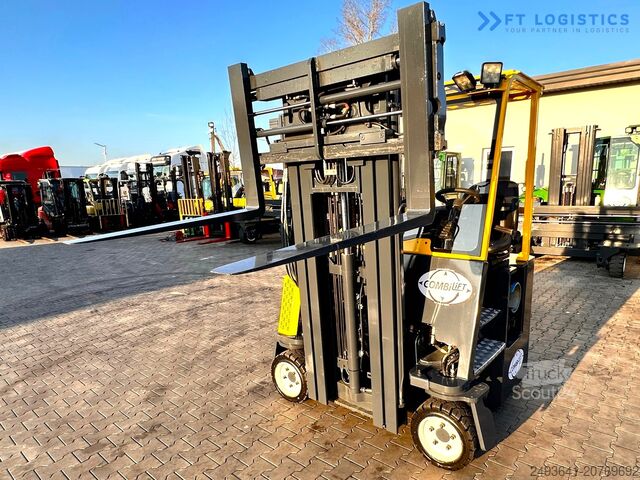 Carrello elevatore a 4 vie Combilift C3000CB / LPG / TRIPLEX - 4900MM / LPG