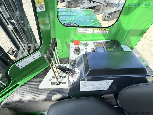 Négymenetes targoncá Combilift C2500 TRIPLEX 4900 Width: 1900 mm GAS