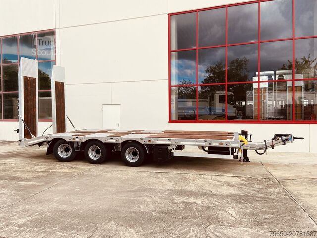 Remorque porte-engins surbaissée Möslein TT 31  31 t GG Tridem- Tieflader 3 Achs, gelenktNeufahrzeug