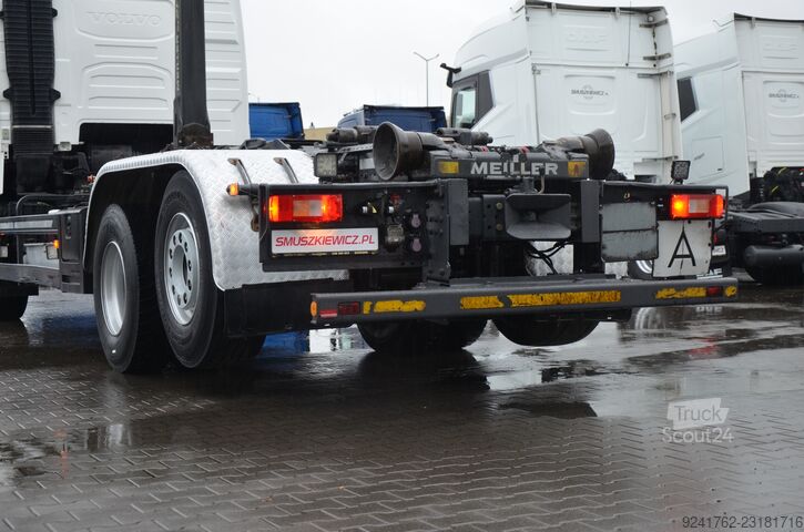 Hakowiec Volvo FH 4 / 6x2 HAKOWIEC / KLIMA P / 1077