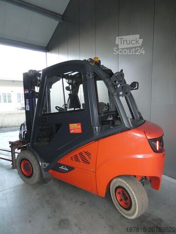 Priekinis krautuvas Linde H 30 D