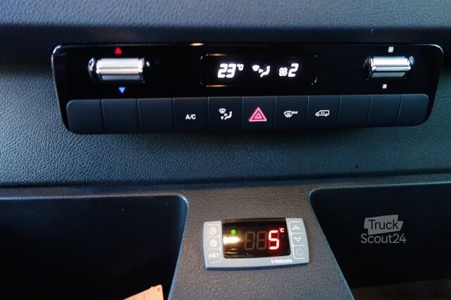 Mikroautobusas mercedes-benz Sprinter 319 CDI Kühler Mixto L2H2 LED/KAM/MBUX