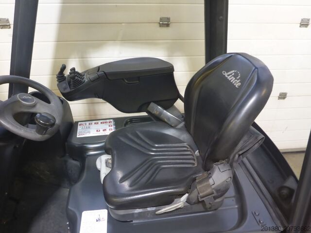 Priekinis krautuvas Linde E15 -02