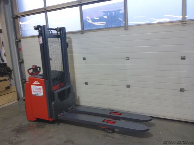 Rankinis keltuvas Linde L20