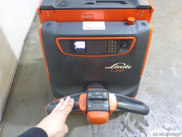 Rankinis keltuvas Linde L20