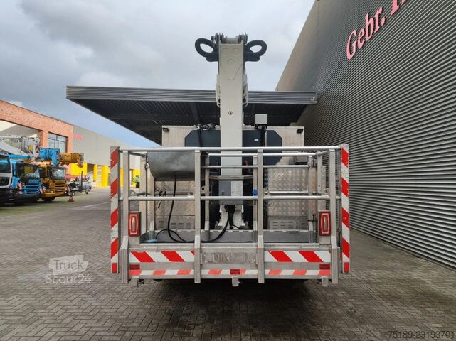  Mercedes-Benz Antos 1833 4x2 France Elevateur 284 TBE