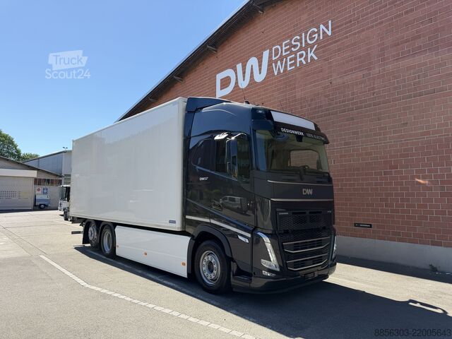 Autocamion cu caroserie tip cutie Designwerk High Cab 6x2R 750 kWh Koffer