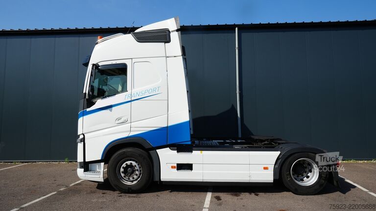 Standard-SZM Volvo FH 460 tractor unit