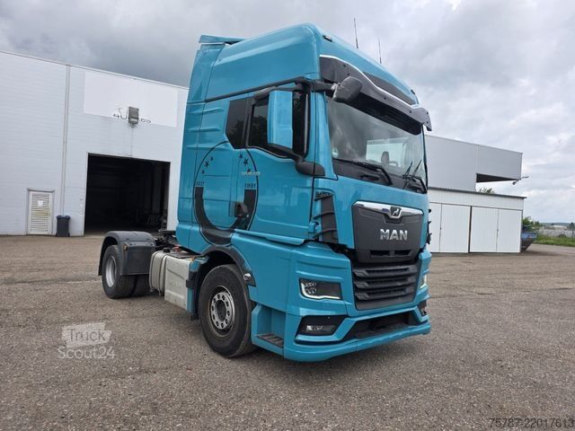 Стандартен влекач MAN 18.470 TGX XXL Unfall, Retarder, 2 Kreis Hydr.