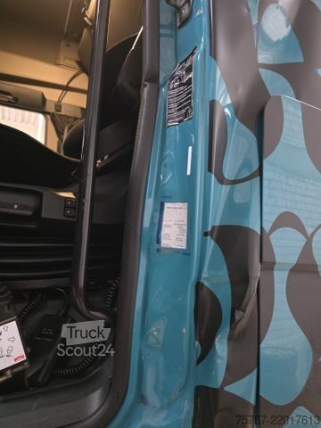 Стандартен влекач MAN 18.470 TGX XXL Unfall, Retarder, 2 Kreis Hydr.
