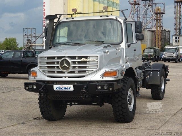 Podvozek nákladního auta MERCEDES-BENZ Zetros 1833 4x4 AHK Standhzg Automatik