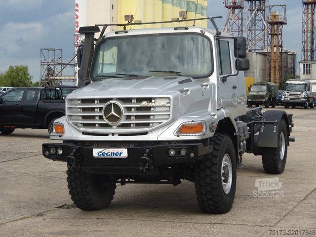 Podvozek nákladního auta MERCEDES-BENZ Zetros 1833 4x4 AHK Standhzg Automatik