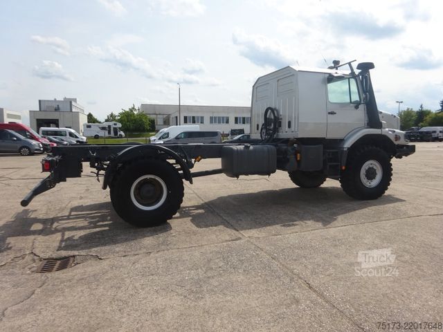 Podvozok nákladného vozidla MERCEDES-BENZ Zetros 1833 4x4 AHK Standhzg Automatik