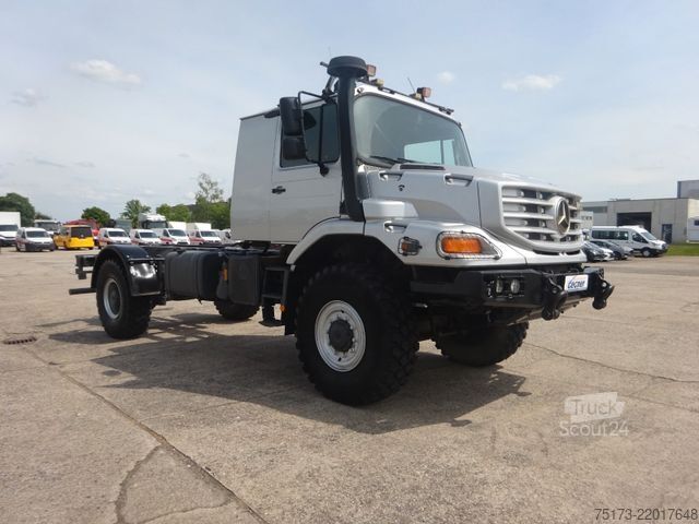 Podvozok nákladného vozidla MERCEDES-BENZ Zetros 1833 4x4 AHK Standhzg Automatik