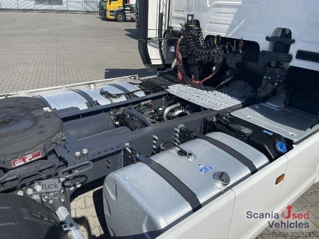 Standaard trekker Scania R 460 A4x2NA DIFF-L RETARDER SUPER PARK AIRCO ACC
