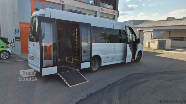 Minibus MERCEDES-BENZ Sprinter 515 Heckniederflur 2 x vorhanden