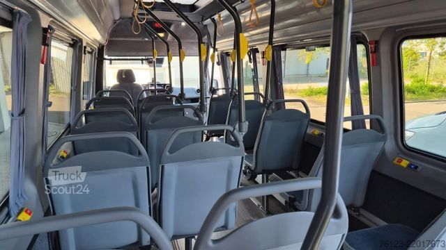 Minibus MERCEDES-BENZ Sprinter 515 Heckniederflur 2 x vorhanden