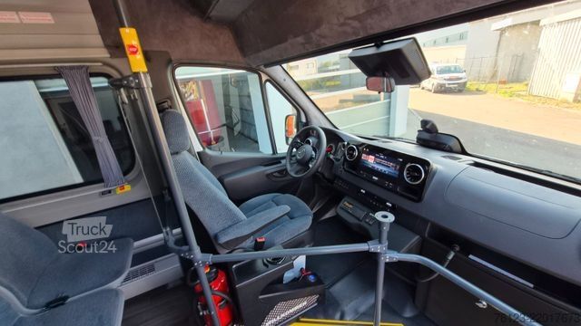 Minibus MERCEDES-BENZ Sprinter 515 Heckniederflur 2 x vorhanden