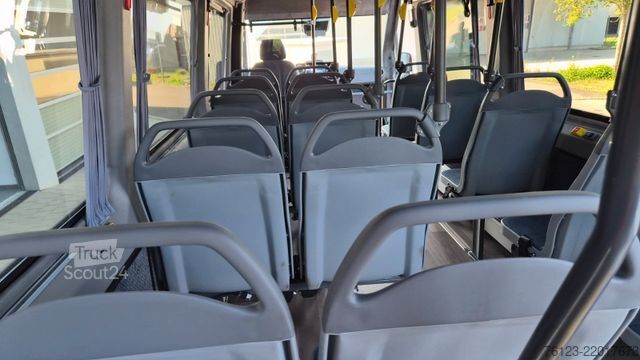 Minibus MERCEDES-BENZ Sprinter 515 Heckniederflur 2 x vorhanden
