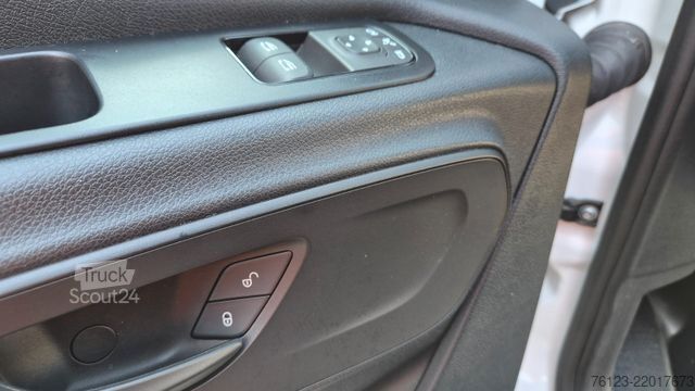 Minibus MERCEDES-BENZ Sprinter 515 Heckniederflur 2 x vorhanden